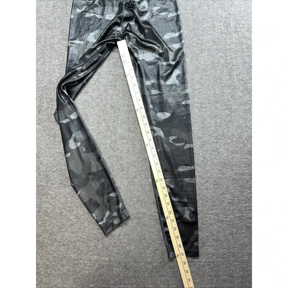 Nike women's size small‎ leggings camo exercise training gym Dri-fit